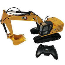 Diecast Masters 1/16 CAT 320 R/C Excavator w/Hammer Drill and Grappler