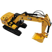 Diecast Masters 1/16 CAT 320 R/C Excavator w/Hammer Drill and Grappler