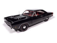 Auto World 1/18 1969 Dodge Coronet Super Bee: MCACN Special Edition
