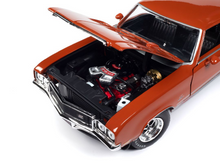 Auto World American Muscle 1/18 1972 Buick GS Hardtop MCACN Diecast