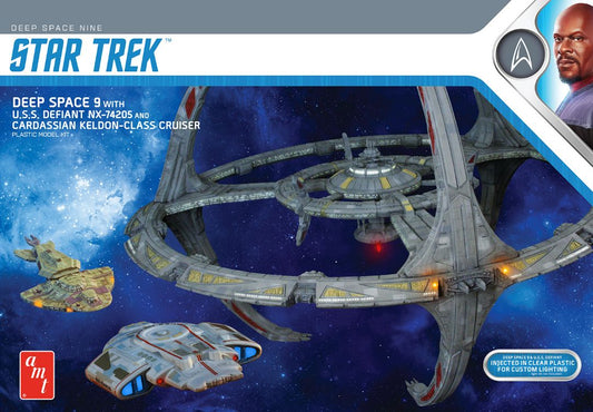 AMT Star Trek DS9 w/ Defiant Model Kit